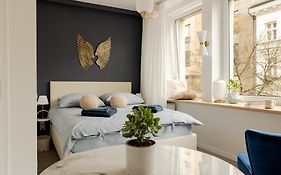 Romantic Studio Hoża Downtown